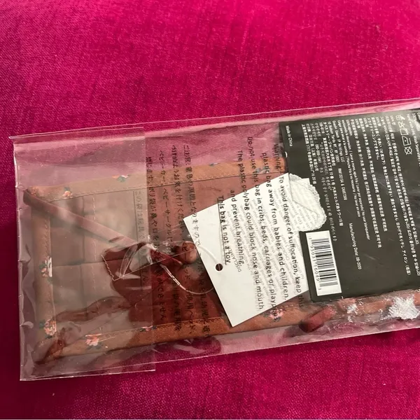 Coach Mask NWT - Image 3