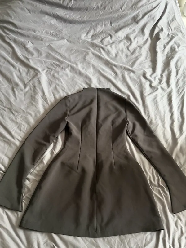 Odd Muse The Ultimate Muse Split Sleeve Minidress with Pockets in grey Gray Size XS - Image 5