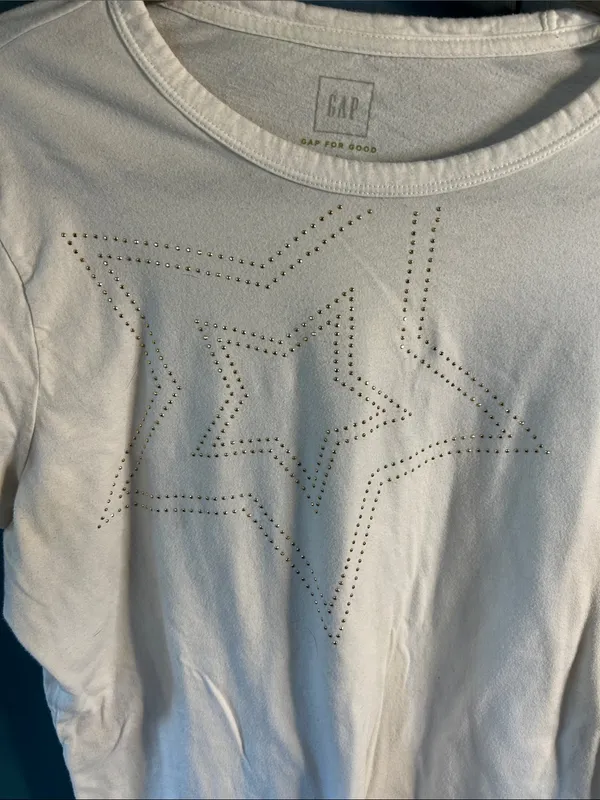 GAP For Good Cream Short Sleeve Tee with Perforated Star Design | Size Larege - Image 2