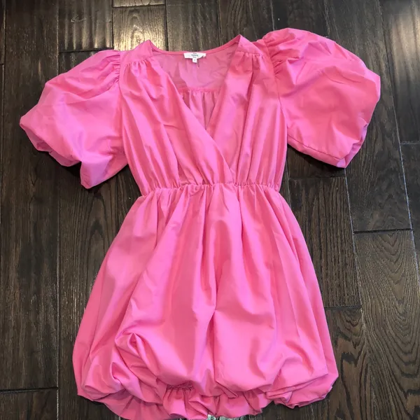 Entro pink boho poof dress size small - Image 3