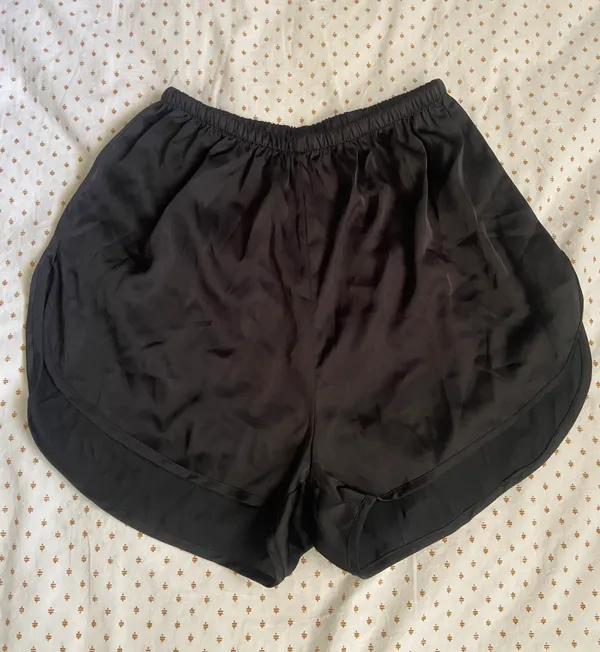 Black Silky Sleep Set Size M - Image 3