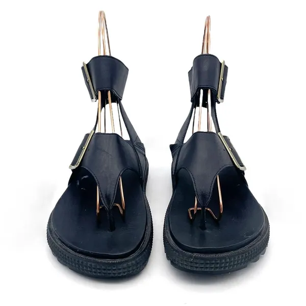 Sorel Roaming T-Strap Buckle Sandals Size 5.5 Black Leather Strappy Rugged Sole - Image 7