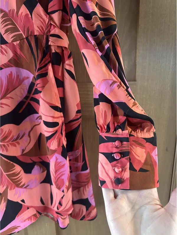 NWT Dress Forum Floral Wrap Mini Dress Pink Long Sleeve Women’s Medium - Image 3