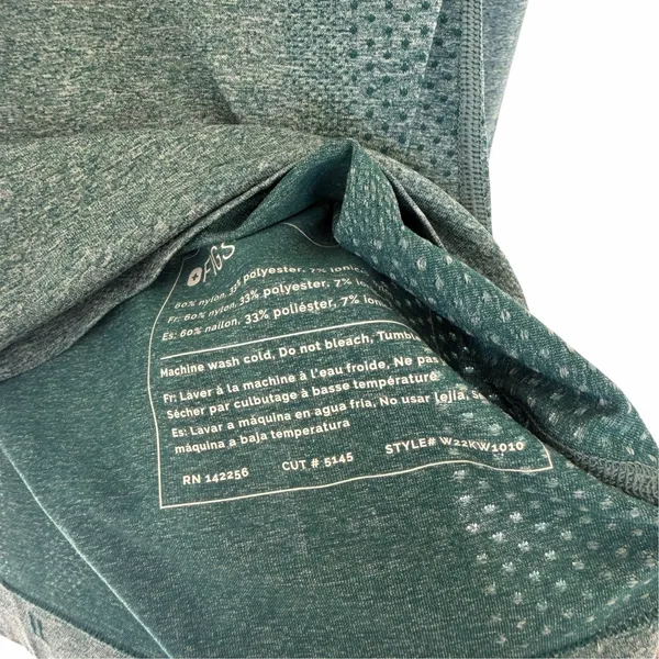 Figs Green Salta Seamless Long Sleeve Underscrub Top Shirt Sz S - Image 3