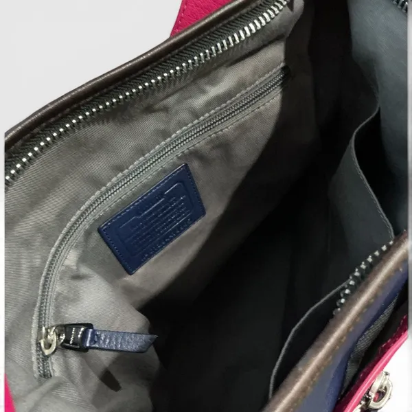Coach Legacy Leather Duffle Crossbody Bag 19845 Navy‎ Pink Colorblock Rare Strap - Image 9