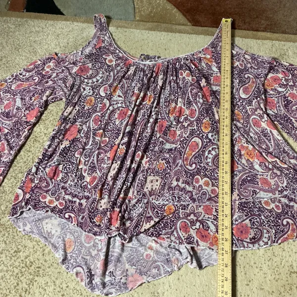 Free People Boho Cold Shoulder Blouse Womens Large Purple Paisley Bell Sleeve - Image 3