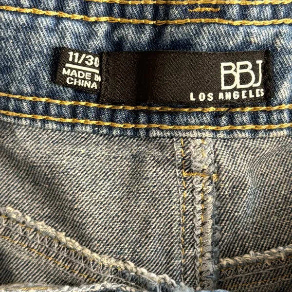 BBJ Los Angeles Women's Blue distressed Denim cutoff Shorts‎ size 11 30 - Image 9