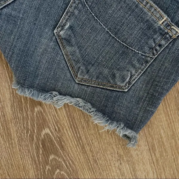 Paige jeans short shorts - Image 7