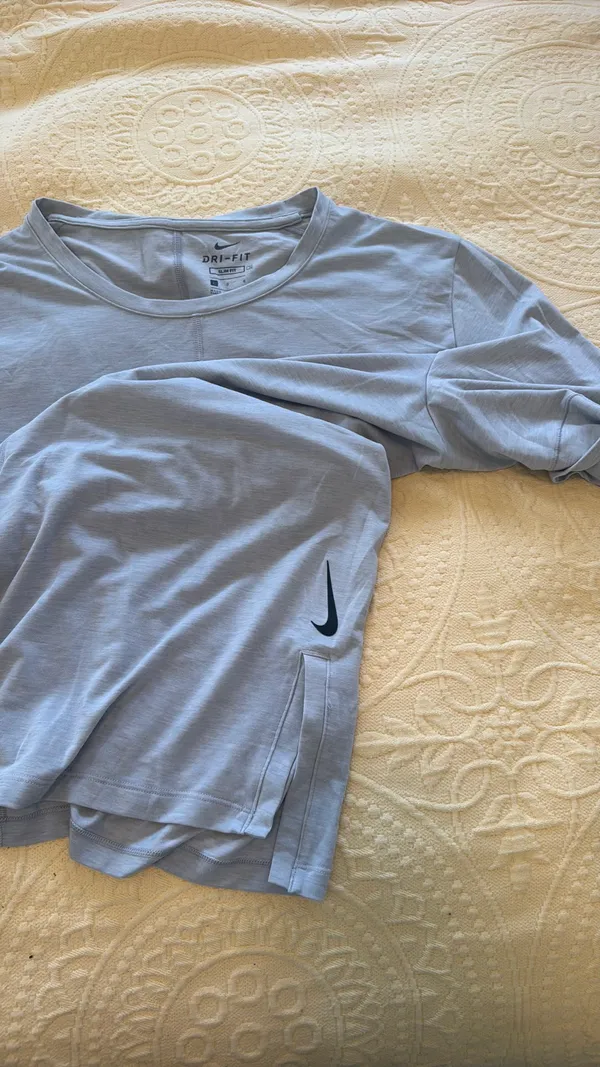 Nike Dri-Fit Shirt Sleeve - Image 2