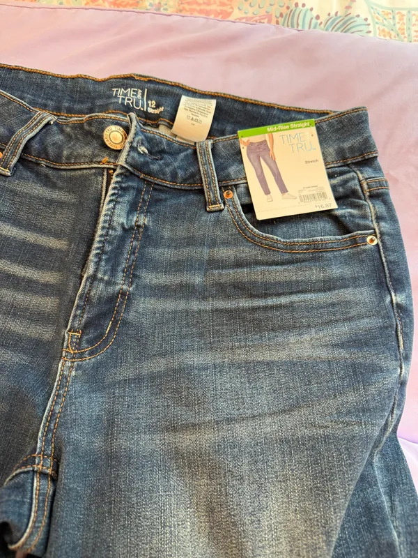 Time & Tru Jeans - Image 2