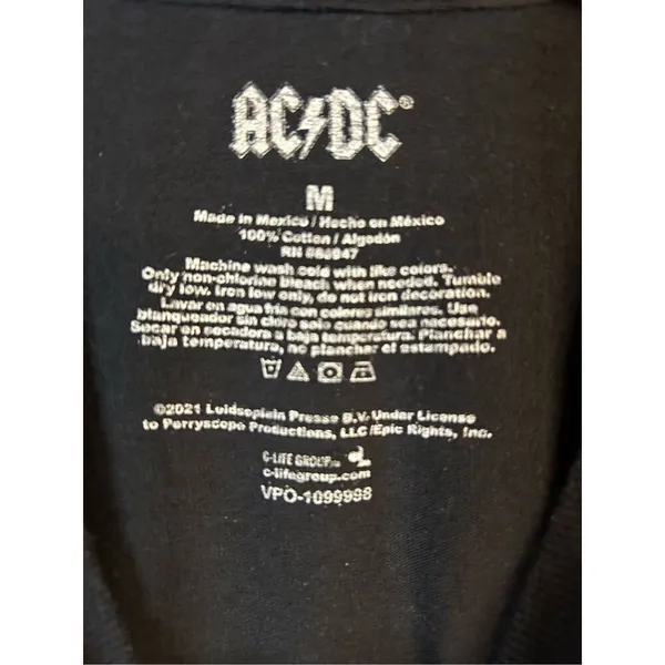 AC/DC Crop Top Medium Black Short Sleeve FOR THOSE ABOUT TO ROCK Graphic (8382) - Image 3