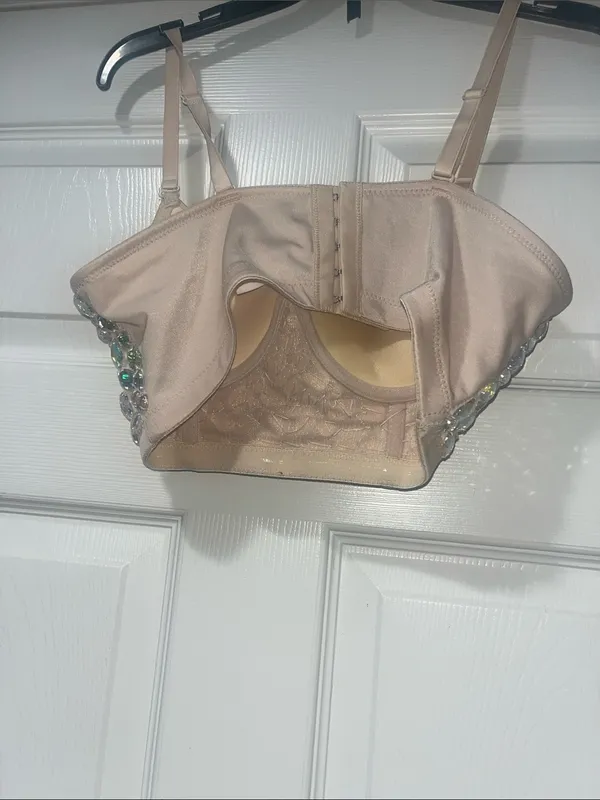 SHEIN Beige Rhinestone Embellished Crop Tank Top - Image 2