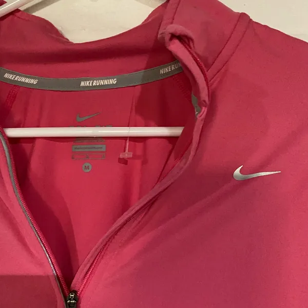 Nike pink quarter zip Longsleeve medium - Image 3