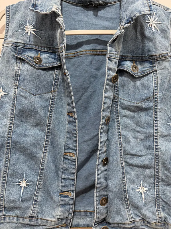 Baccini Embellished Denim Vest Sleeveless Jean Jacket Sequin Stars Size Large - Image 3