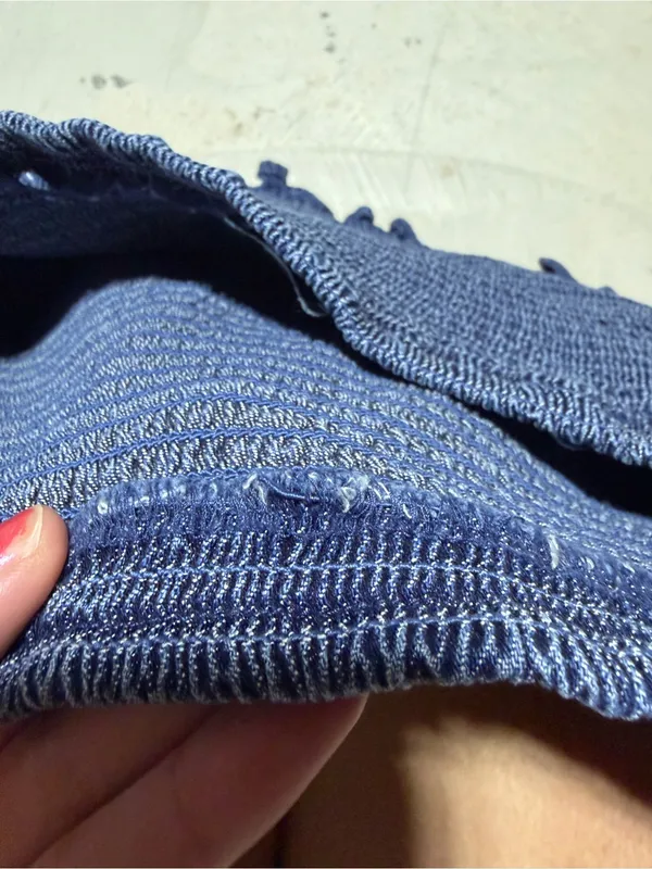 American Eagle Smocked Tube Top with Ruffle Hem blue medium - Image 4