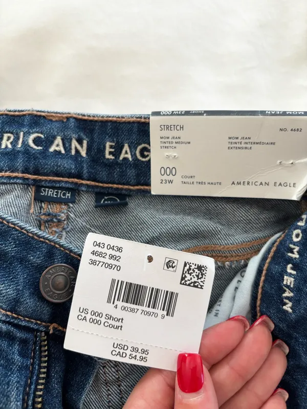 American Eagle mom jeans NWT - Image 3