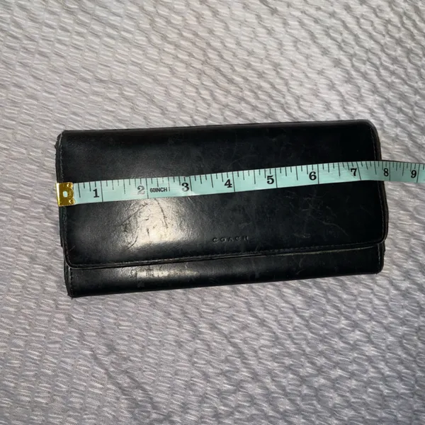 Coach Classic Black Leather Wallet - Image 3