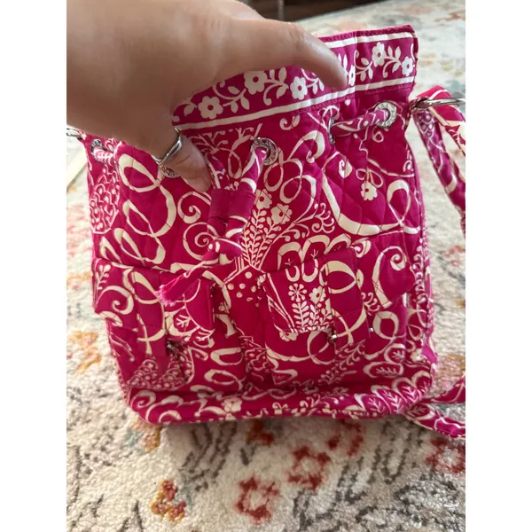 Vera Bradley Pink Paisley Quilted Cotton‎ Drawstring Crossbody Bucket Bag Floral - Image 5