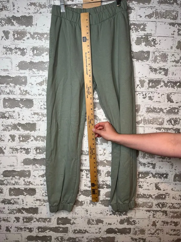 John galt | women brandy Melville sage green sweatpants joggers - Image 11
