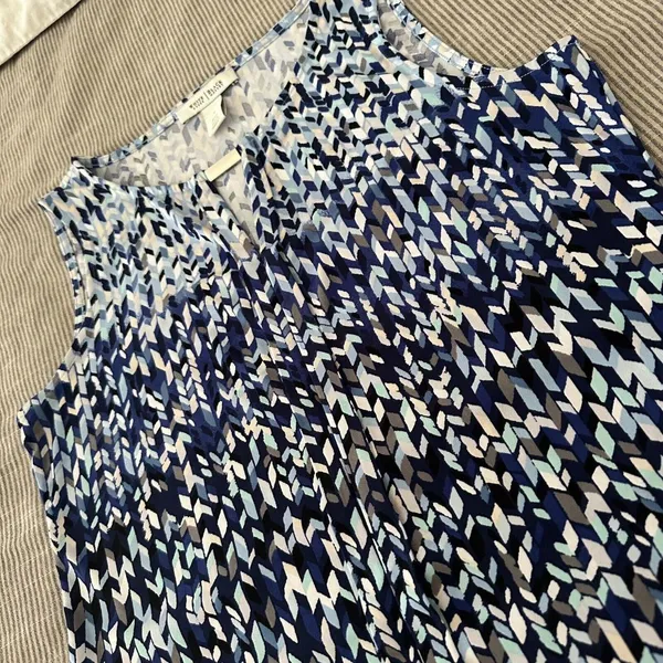 White House Black Market Blue Size S Geometric Tank Top Sleeveless Shirt WHBM - Image 8