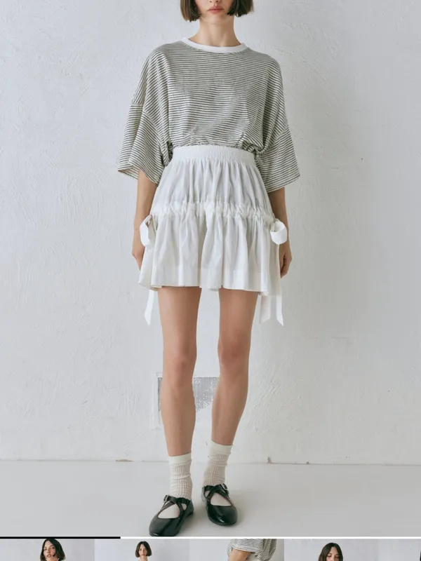 VRG GIRL Lily Elastic Waist White Tiered Mini Skirt with Side Bows - Image 2
