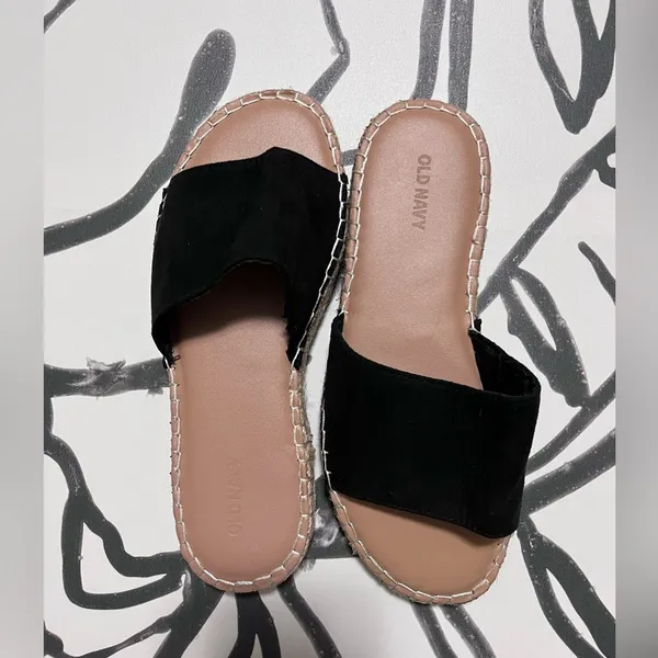 SUEDE SLIDES Black Slip On Sandals Shoes. Women’s Size 8. Worn Once! - Image 7