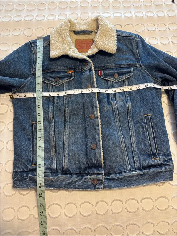 Levi's Sherpa Trucker Denim Jacket Blue Size Small - Image 14