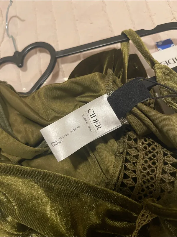 Cider velvet green jumpsuit size small NWT #28 - Image 6