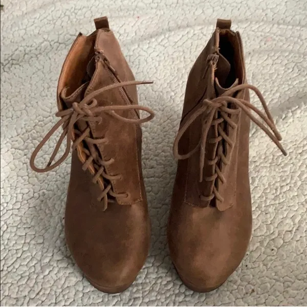 Shi by Journeys Healed Booties - Image 2