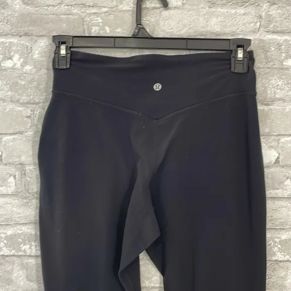Lululemon Align Jogger 28"
Black - Image 4
