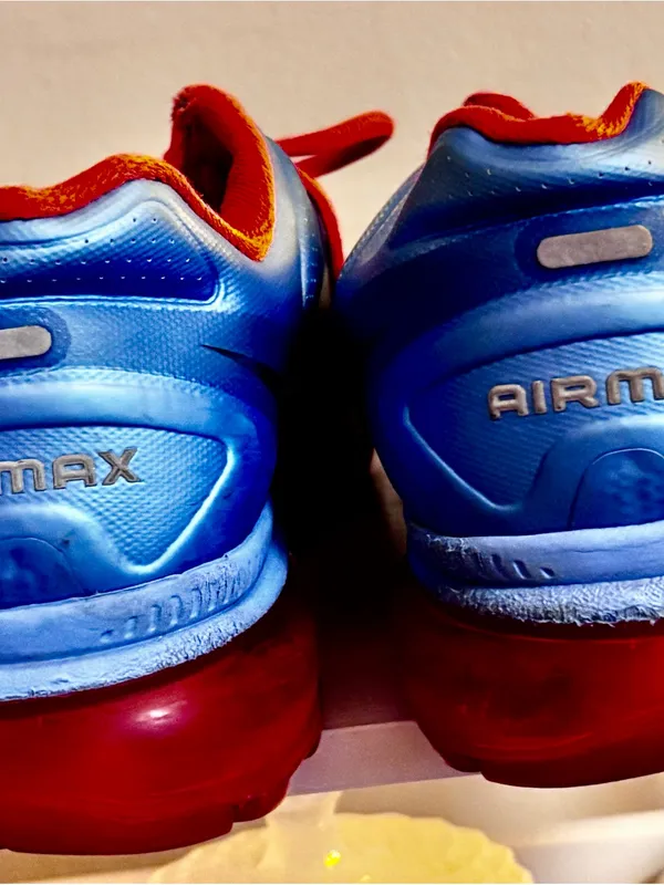 Vintage Nike Air Blue Sneakers with Red Accents - Image 3
