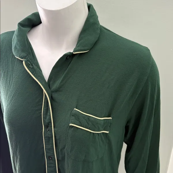 Lake Pajamas Green Long Sleeve Top with Yellow Piping small - Image 3