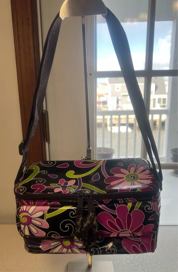 RETIRED: Vera Bradley | women’s Purple Punch pattern vinyl lunchbox. - Image 15