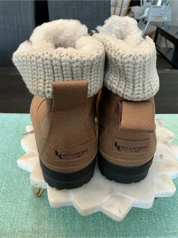 Koolaburra Tan Shearling-Lined Lace-Up Winter Boots - Image 3