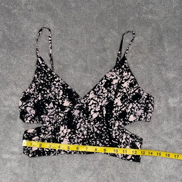 crop top size medium - Image 5