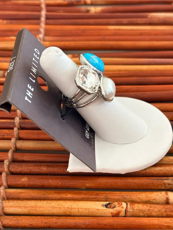 The Limited Silver-tone Trio Ring Turquoise, Pearl & Clear Stone Size 6.75 NWT - Image 4