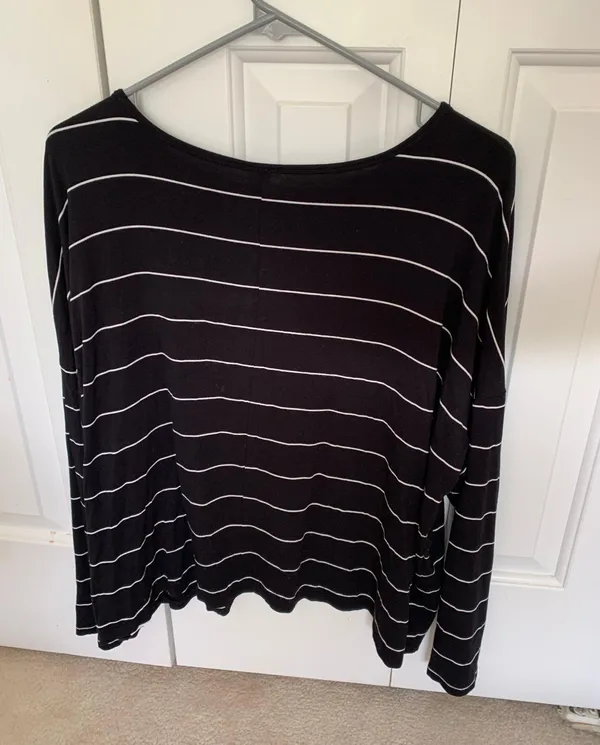 Old Navy Luxe Longe Sleeve Top - Image 3
