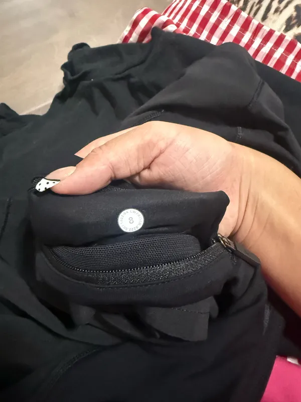 Lululemon Shorts Speed Up - Image 3