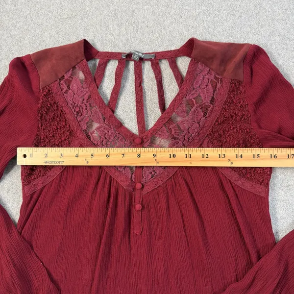 Miss Me Women's XS Burgundy Cut Out Lace V-Neck Blouse Roll Tab Long Sleeve - Image 8