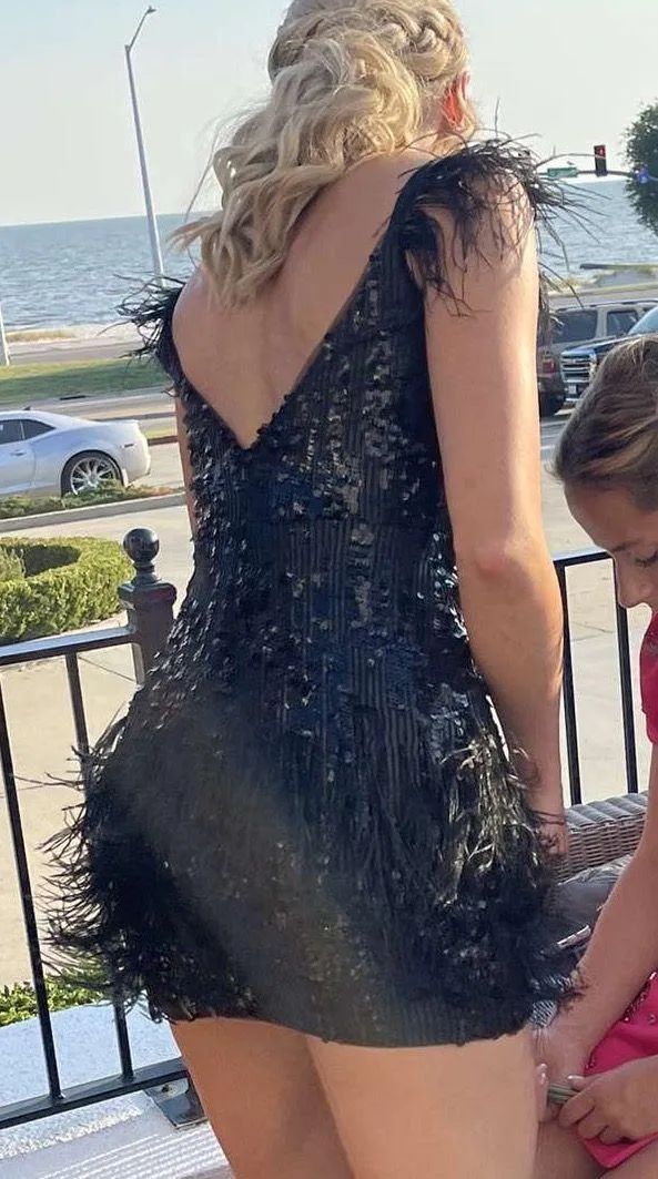 Feather Hoco Dress Black Size 2 - Image 2
