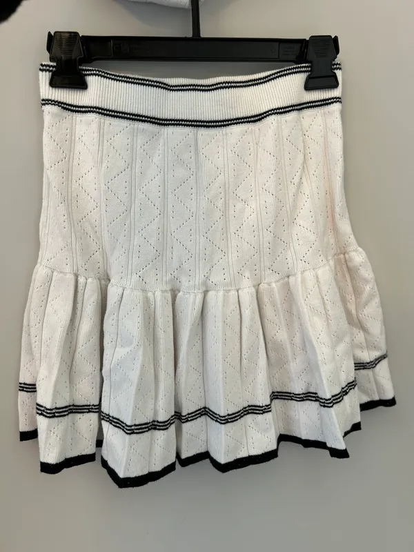 Black and White Knit Set - Image 3