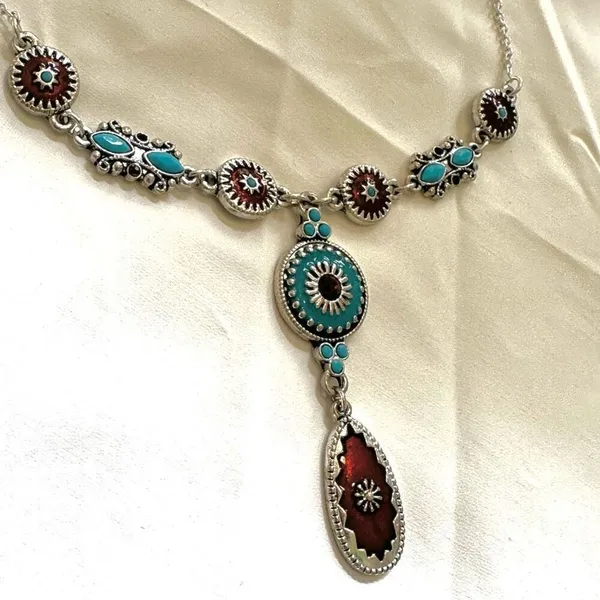 Avon enameled south western style Y necklace - Image 9