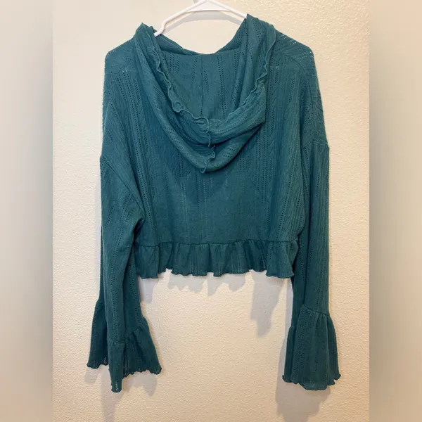 Urban Outfitters Out From Under NWOT Lizzie Ruffle Hooded Long Sleeves Top‎ Size S - Image 3