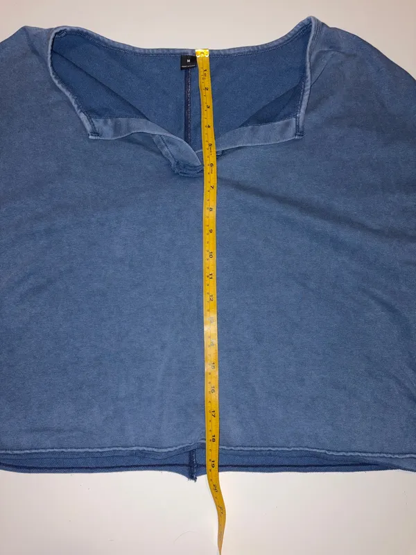 Shein Long Sleeve Crop Top - Image 4