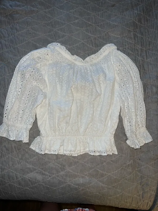 Essue White  Eyelet Lace Top - Image 3