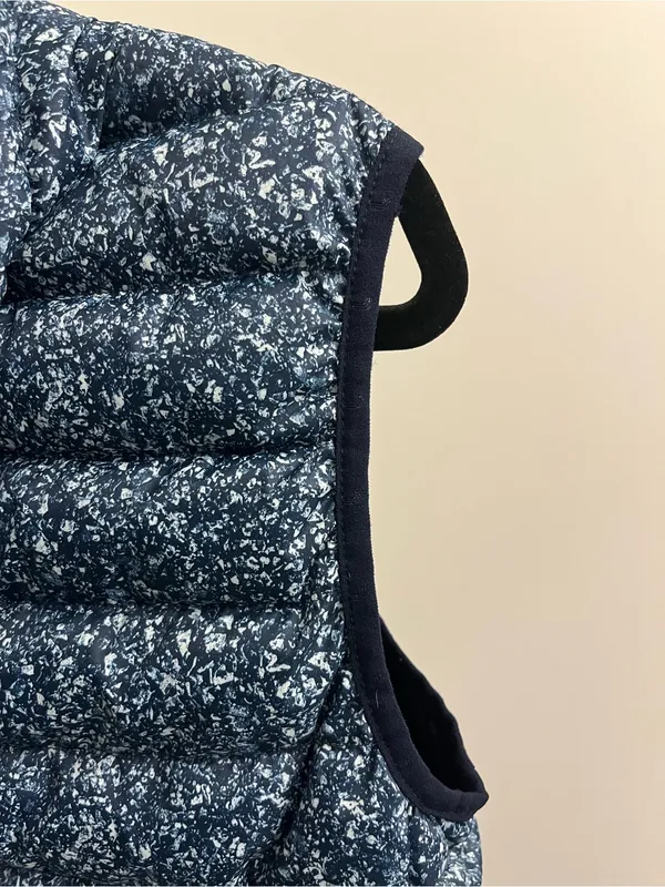 Lole Quilted Duck Down Vest Size Medium - Image 12