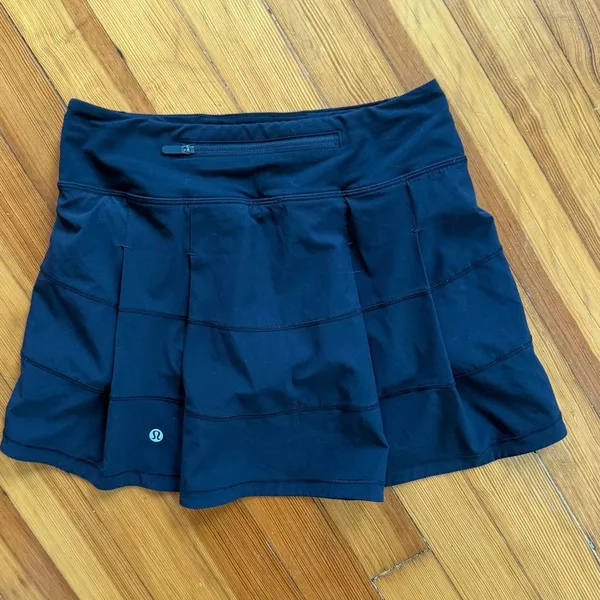 Lululemon Pace Rival Skirt (Tall) 15" in Black Size 2 Tall - Image 4