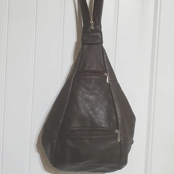 Source Unknown Leather Backpack Made in Mexico - Image 3