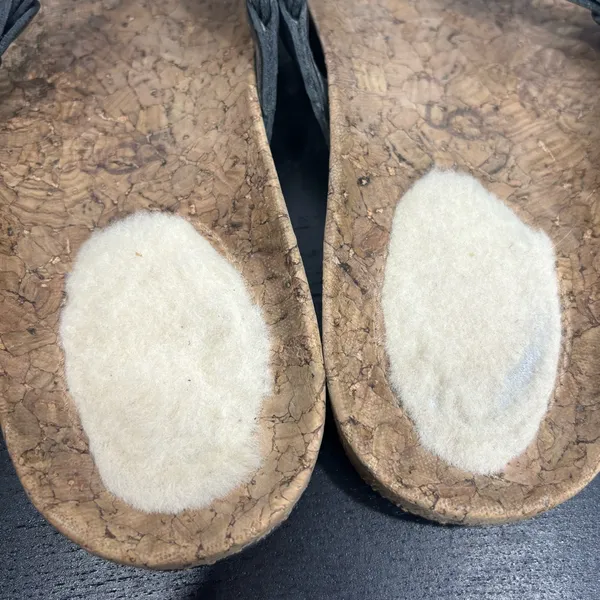 UGG Australia 7 Black‎ Leather Braided Thong Cork Flip Flops Shearling Sandals - Image 8