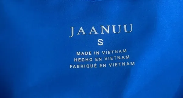 Jaanuu Women's 2-Pocket Tuck-In Scrub Top - Image 9